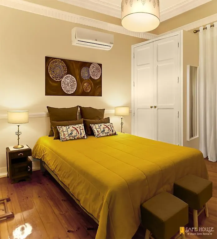 Safe House Apartment Lisbon 0*,